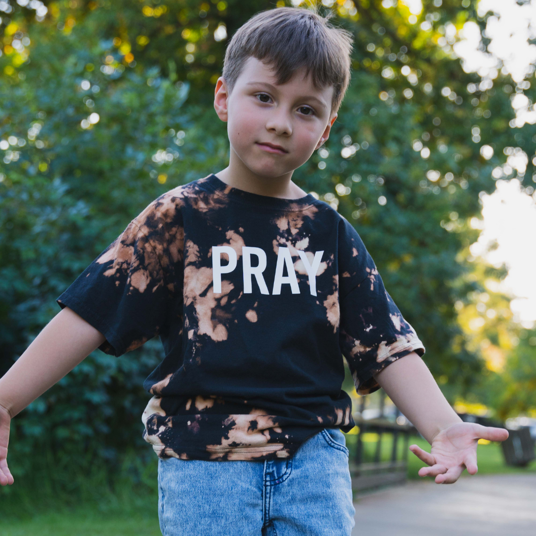 Kids Pray T-shirt