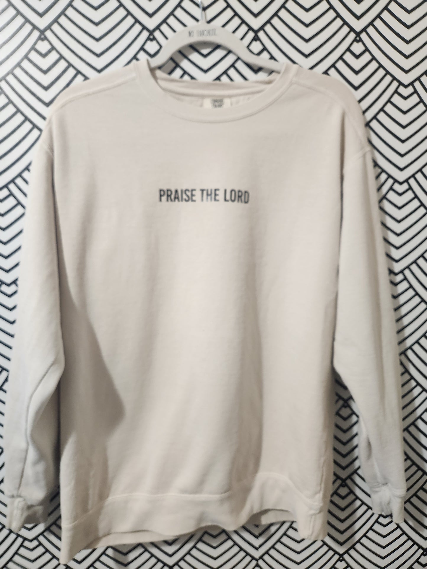 Praise the Lord Crew Neck